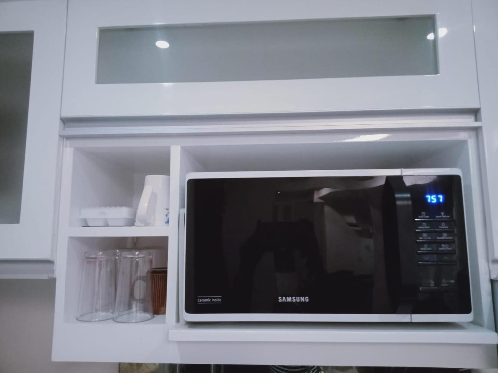 2 Bedrooms Units Forbes Area 5Th Avenue Bgc Center Manila Ngoại thất bức ảnh