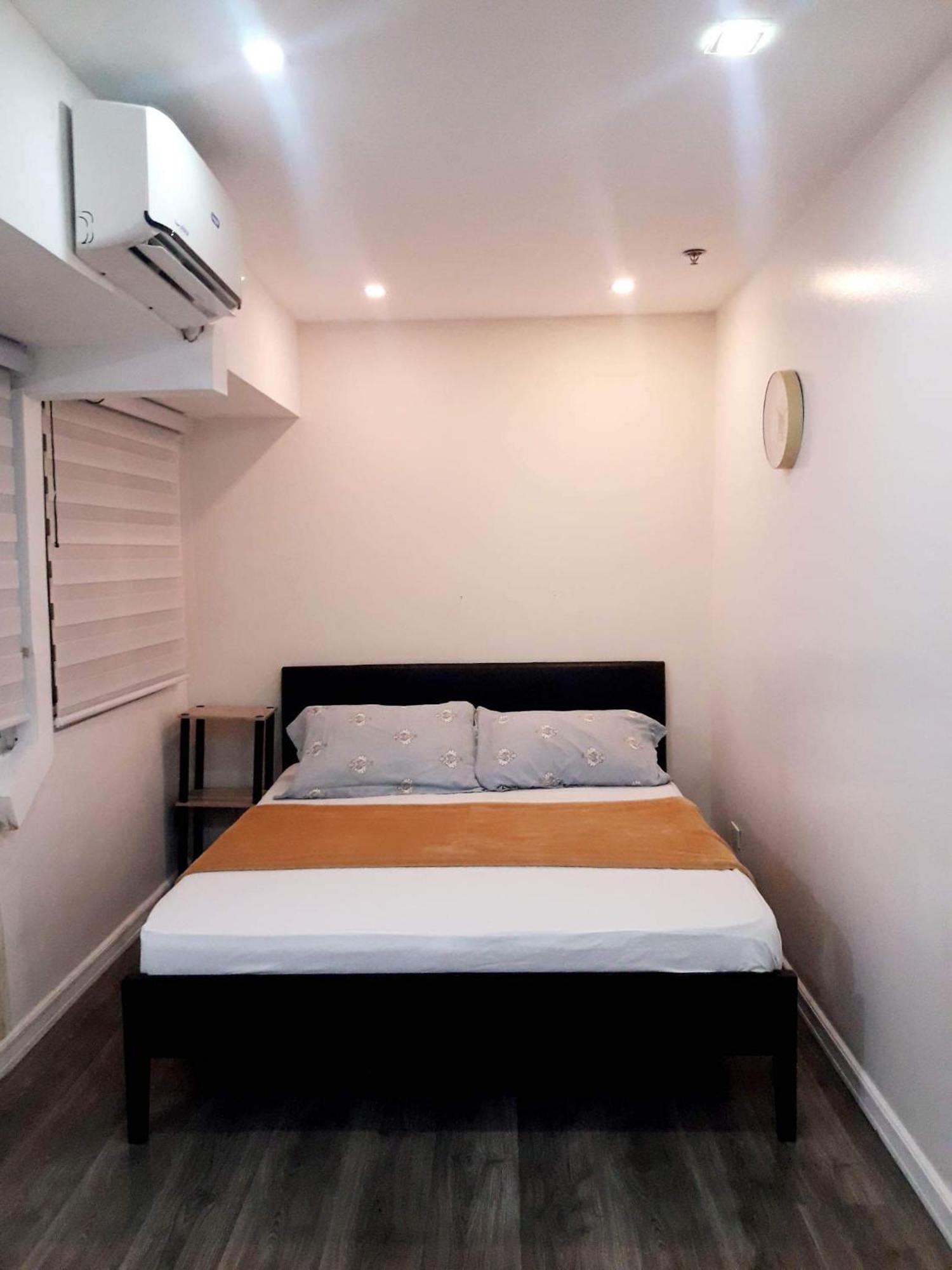 2 Bedrooms Units Forbes Area 5Th Avenue Bgc Center Manila Ngoại thất bức ảnh
