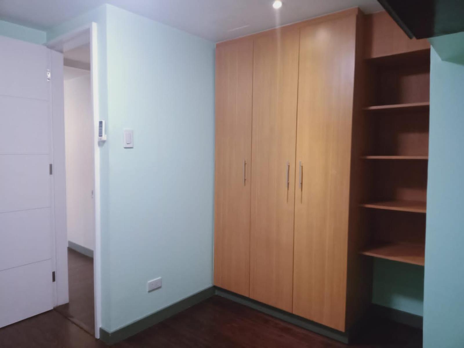 2 Bedrooms Units Forbes Area 5Th Avenue Bgc Center Manila Ngoại thất bức ảnh