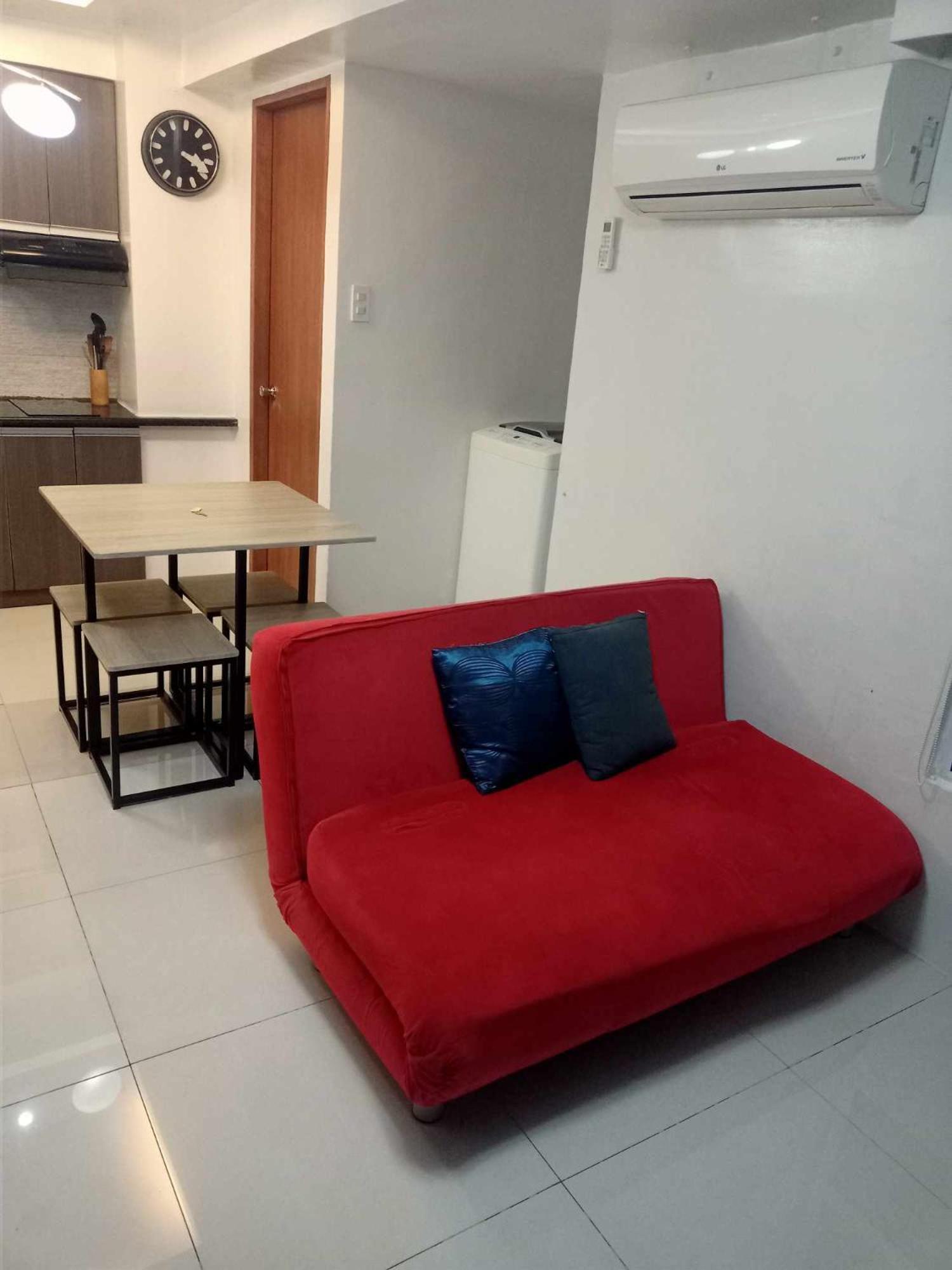 2 Bedrooms Units Forbes Area 5Th Avenue Bgc Center Manila Ngoại thất bức ảnh