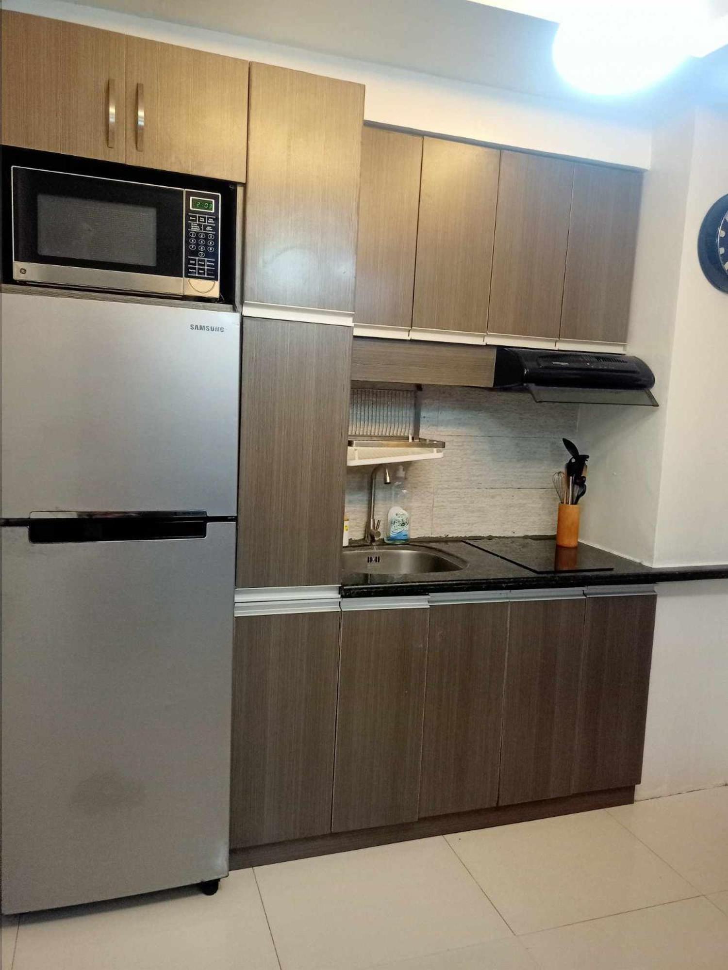 2 Bedrooms Units Forbes Area 5Th Avenue Bgc Center Manila Ngoại thất bức ảnh